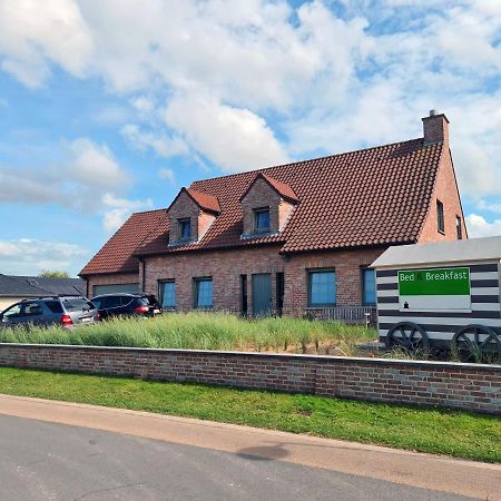 B&B The Beachhouse Oostduinkerke Exterior foto